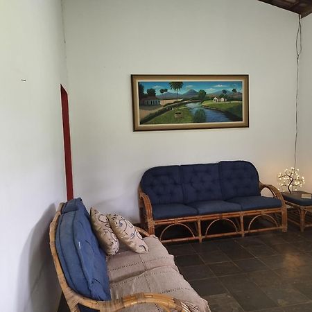 Fazenda Com Piscina E Churrasqueira Br-135 Proximo Curvelo Corinto E Morro Da Garca 外观 照片