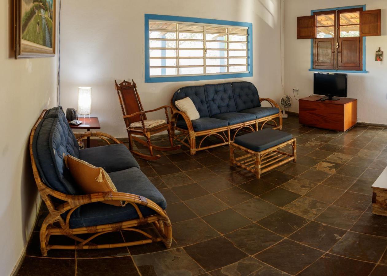 Fazenda Com Piscina E Churrasqueira Br-135 Proximo Curvelo Corinto E Morro Da Garca 外观 照片